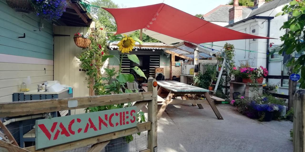 Auberge de jeunesse Eden'S Yard Backpackers à St Austell Extérieur photo