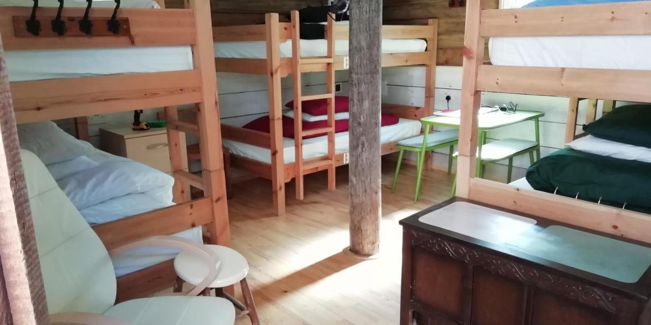 Auberge de jeunesse Eden'S Yard Backpackers à St Austell Extérieur photo